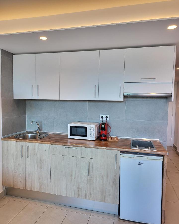 Moderno Apartamento Cerca De La Playa 18 Appartamento San Bartolomé Esterno foto