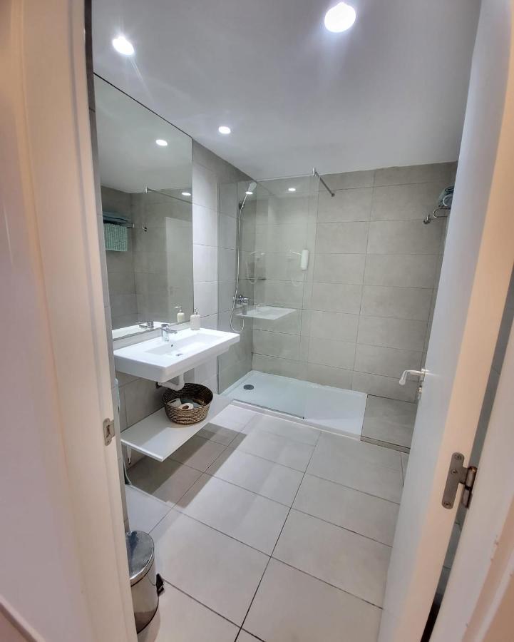 Moderno Apartamento Cerca De La Playa 18 Appartamento San Bartolomé Esterno foto